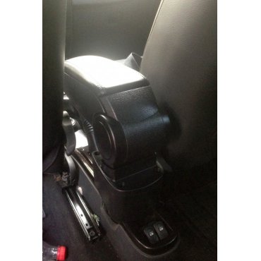 Renault Duster подлокотник ASP черный виниловый