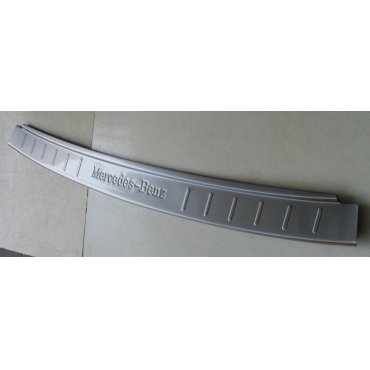 Mercedes Benz GLC накладка защитная на задний бампер