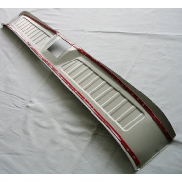 Renault Kadjar 2015+ накладка на задний бампер внутренняя