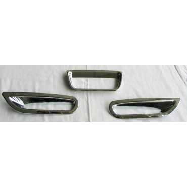 Nissan X-Trail T32 накладки хром на задние противотуманные фонари