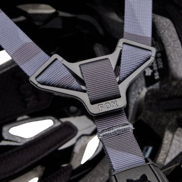 Шолом FOX CROSSFRAME PRO Helmet - CAMO [Black]