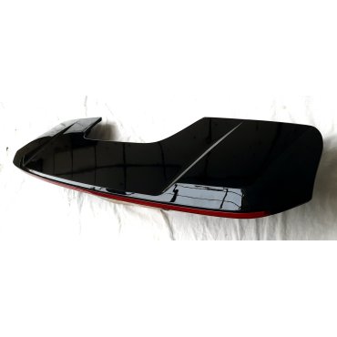 Toyota Land Cruiser 300 2021+ спойлер задний черный LED