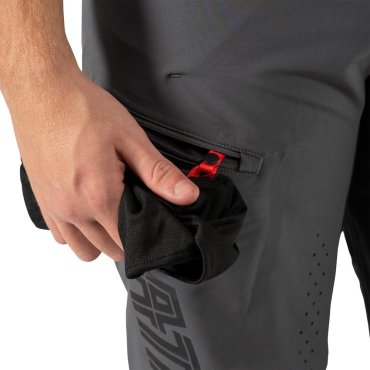 Шорти LEATT MTB 4.0 Gravity Short [Graphite]