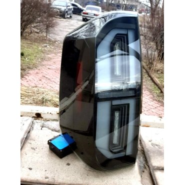 Toyota Tundra 2014+ оптика задняя LED черная CP