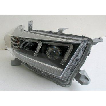Toyota Highlander оптика передняя ксеноновая