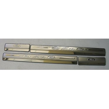 Ford Fiesta Mk7 накладки порогов дверных проемов 