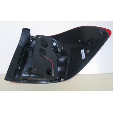 Toyota Highlander 2008 оптика задняя LED красная