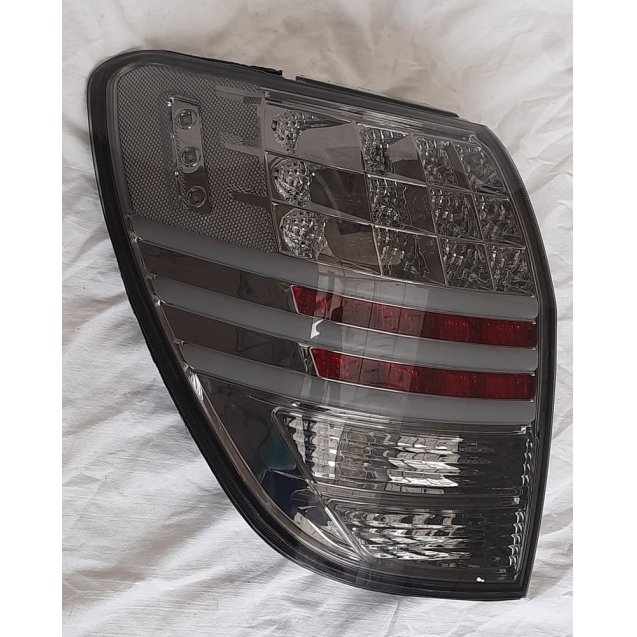 Chevrolet Captiva альтернативная оптика задняя светодиодная LED черная