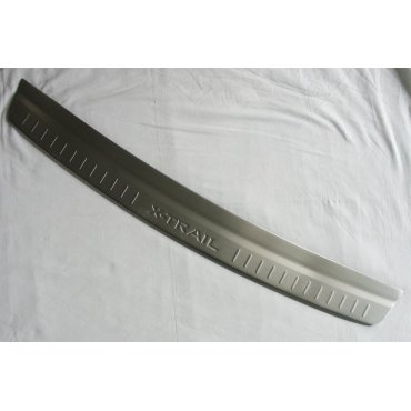 Nissan X-trail T32 накладка защитная на задний бампер тип D1