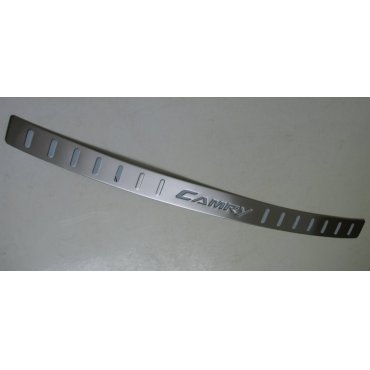 Toyota Camry V55 2015 накладка защитная на задний бампер A