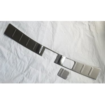 Mitsubishi Outlander 2015 накладка защитная на задний бампер внутренняя тип B