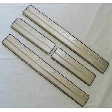 Toyota RAV4 Mk4 2016+ накладки порогов дверных проемов тип A