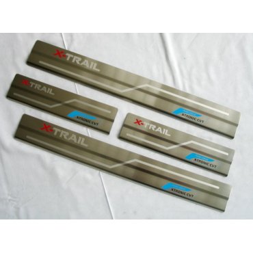 Nissan X-Trail T32 накладки защитные на пороги дверных проемов тип B