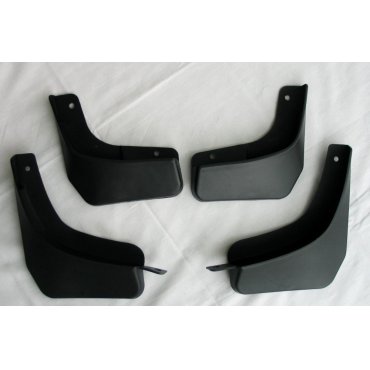 Suzuki S-cross брызговики колесных арок GT передние и задние полиуретановые 