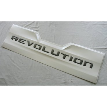 Toyota Hilux Revo 2014 накладка внешняя на задний борт Revolution белая